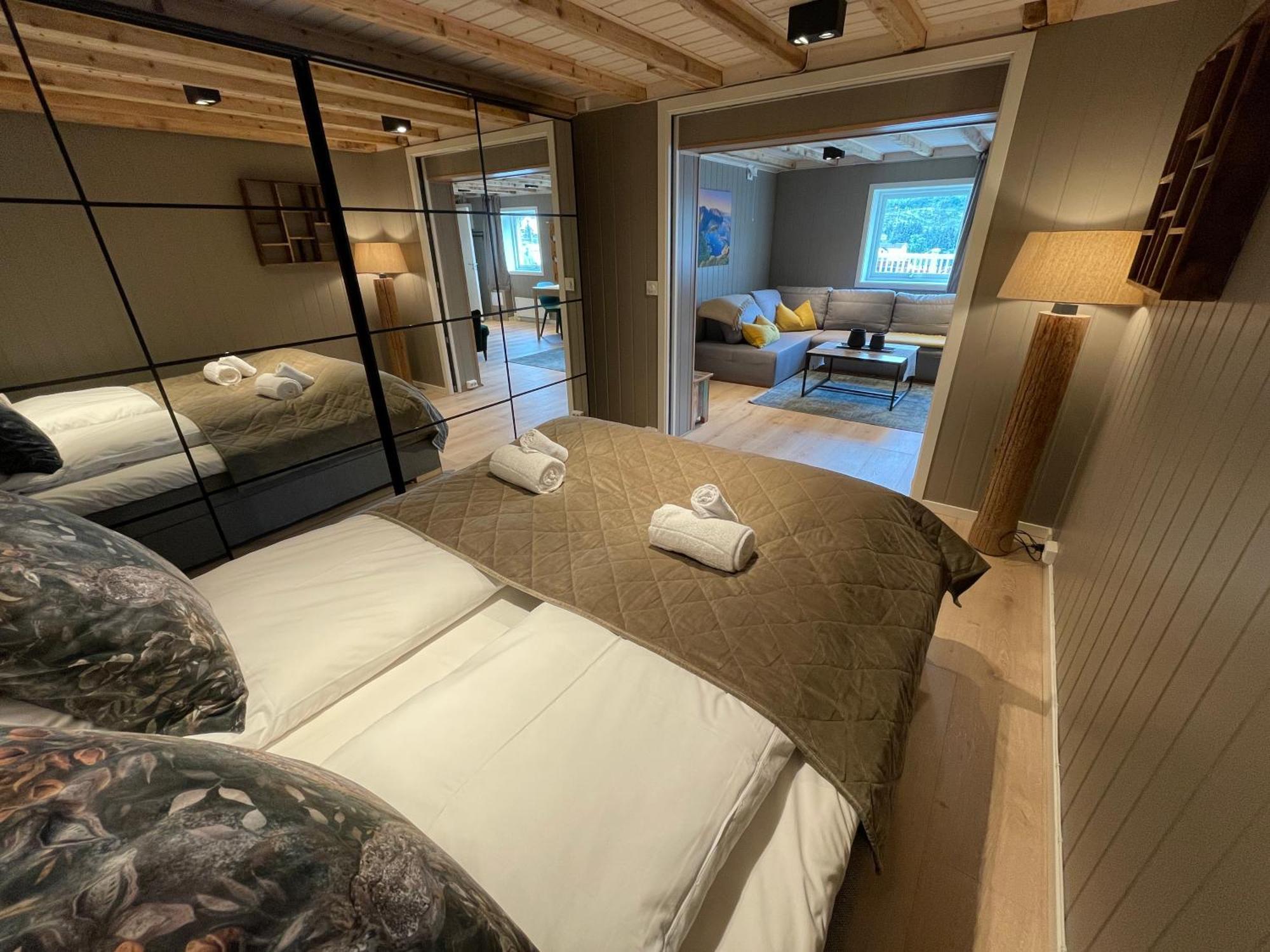 Lofoten Planet Studio Sørvågen Eksteriør billede