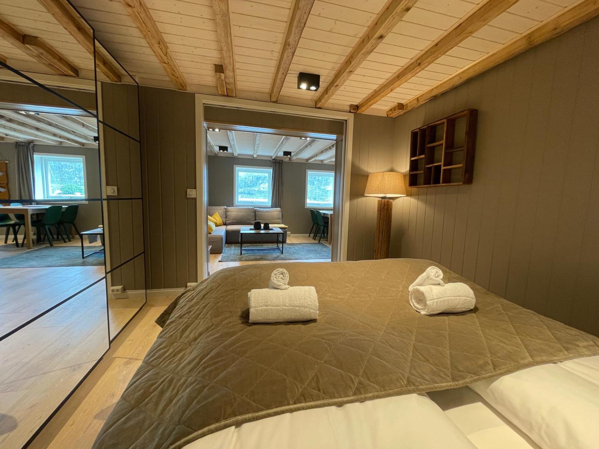 Lofoten Planet Studio Sørvågen Eksteriør billede